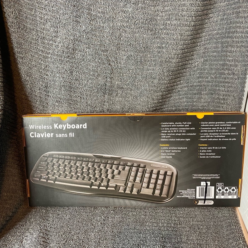 NEW Full size Computer Pc or Firestick blackweb Wireless Keyboard full - size